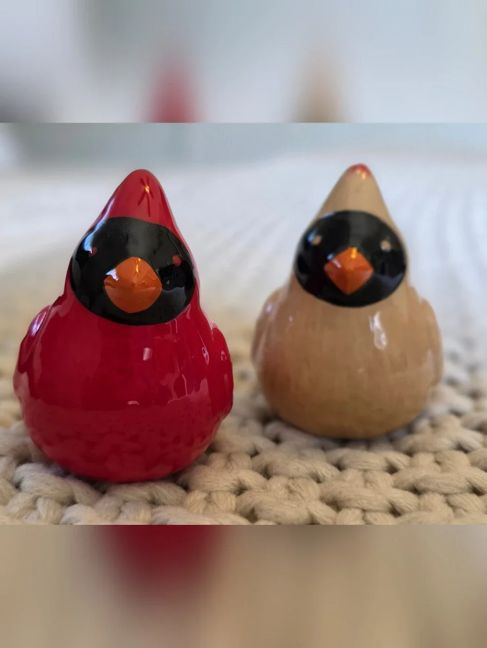Hallmark Ceramic Cardinal Couple Salt and Pepper Shakers Set